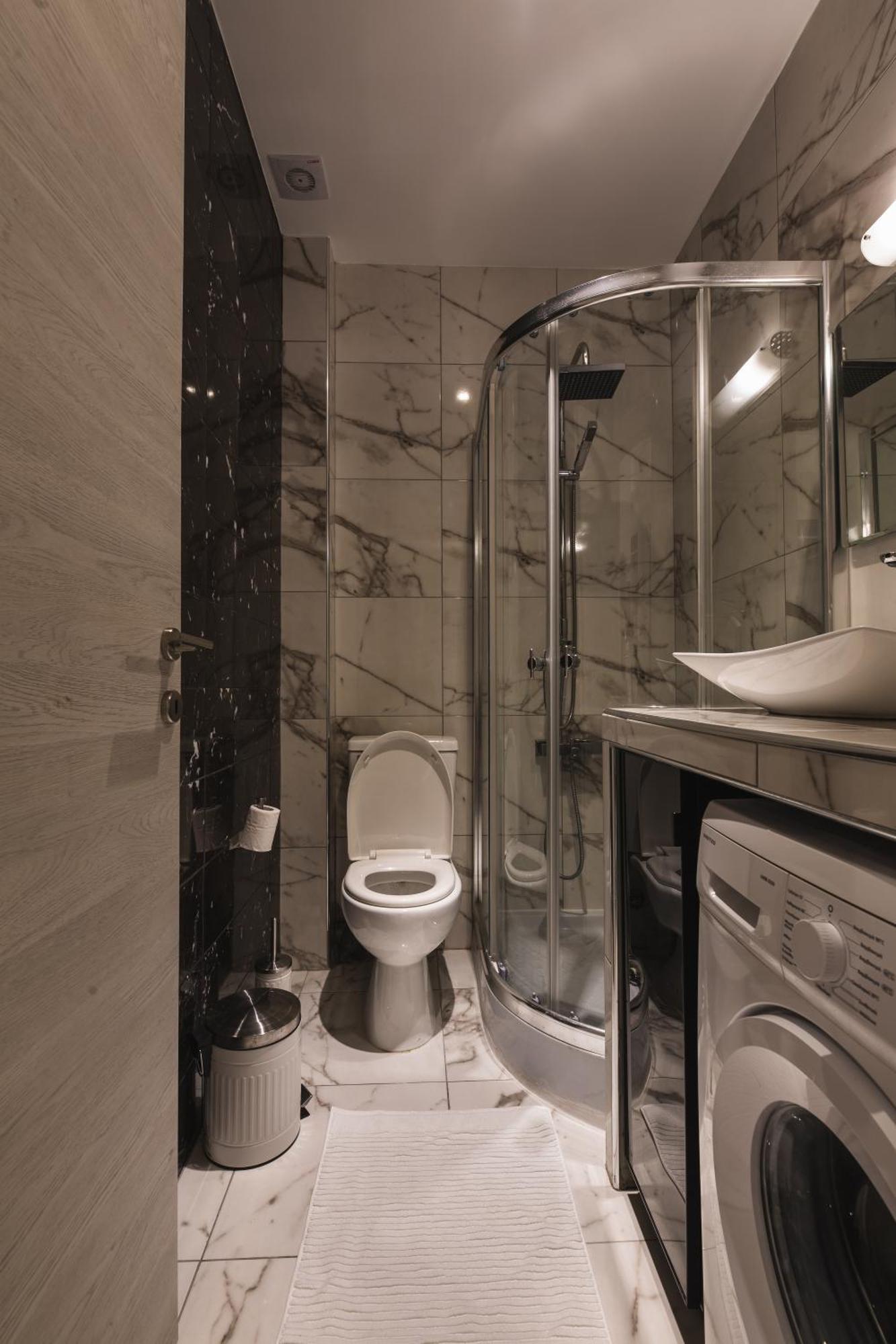 Luxury Apartment In The Center Of Ioannina City ภายนอก รูปภาพ